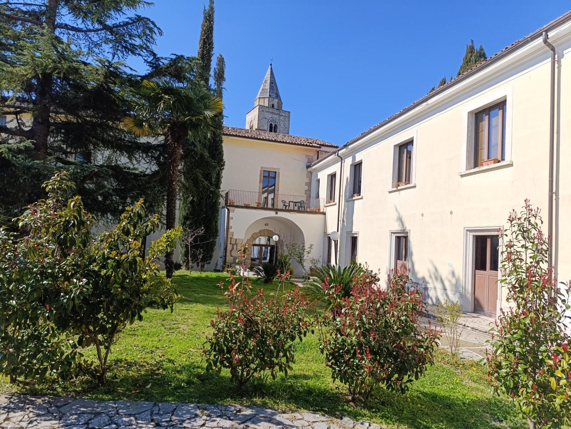 Hostel Il Tetto Melfi Exterior photo